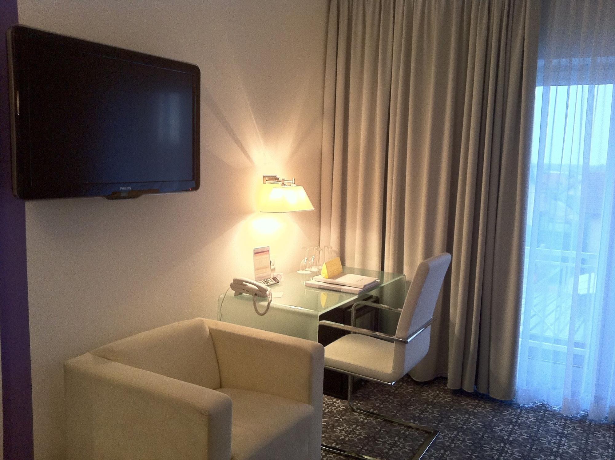 Phoenix Hotel