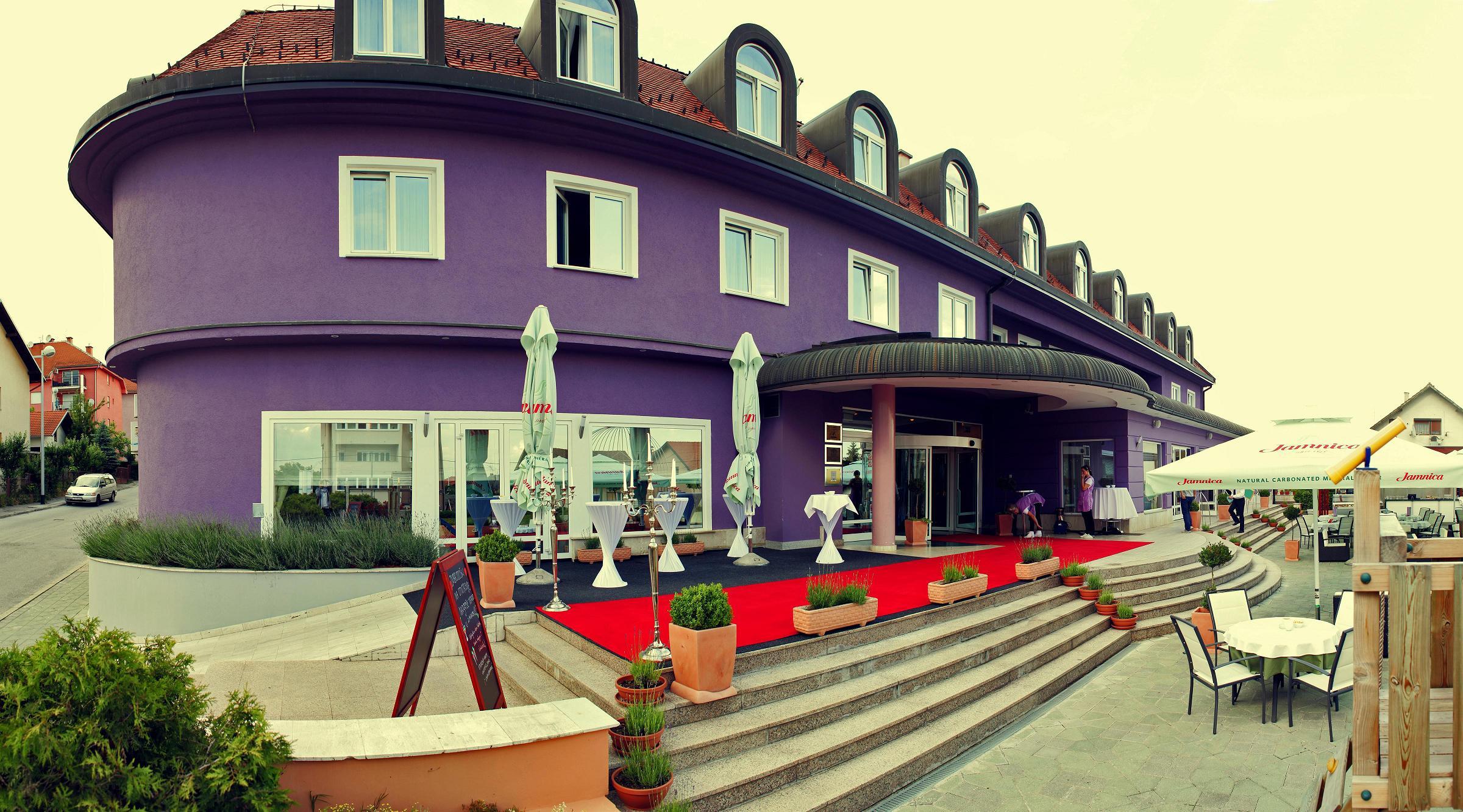 Hotel Phoenix