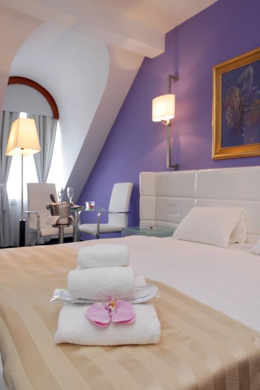 Hotel Phoenix 4*