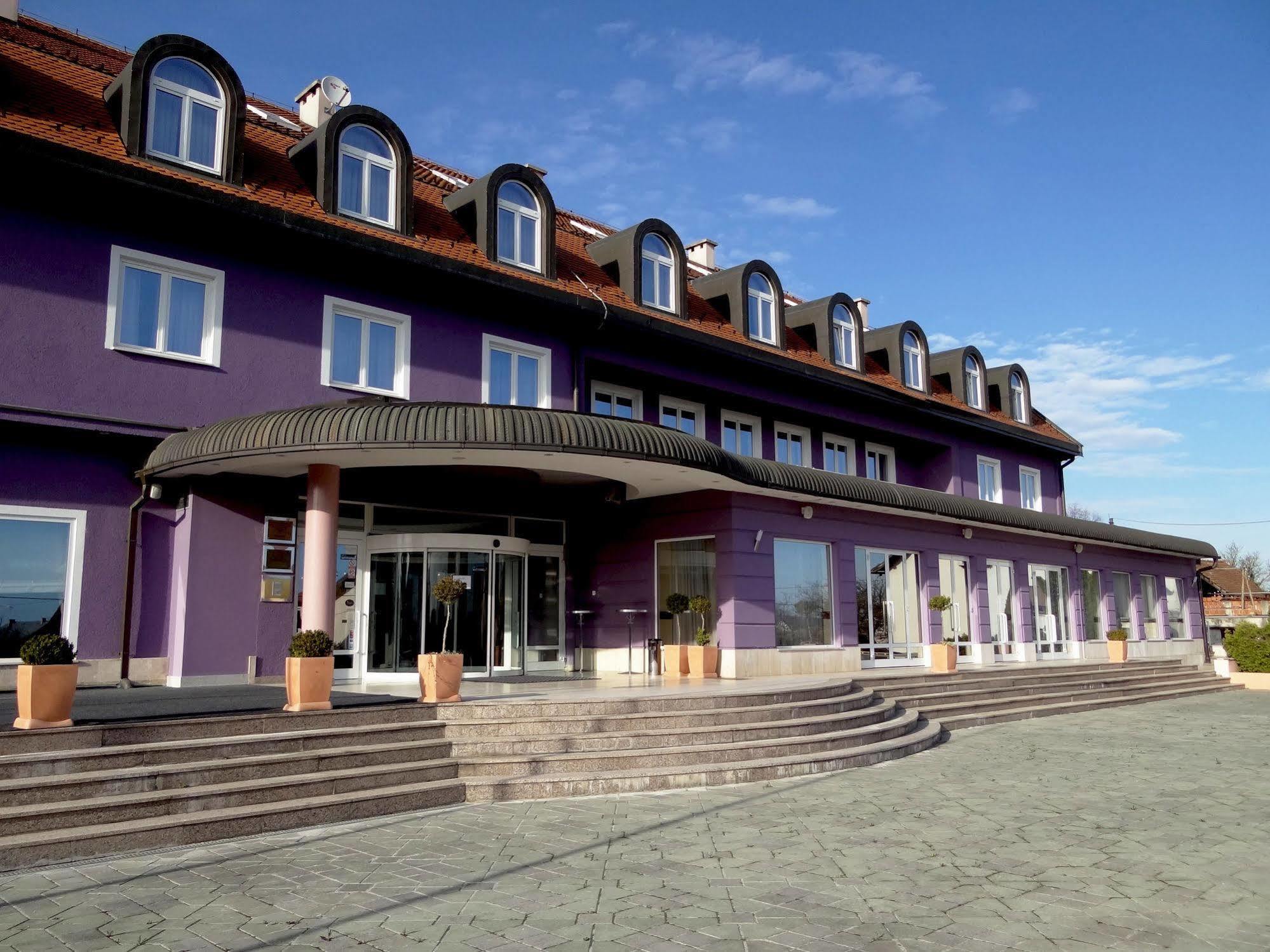 Hotel Phoenix