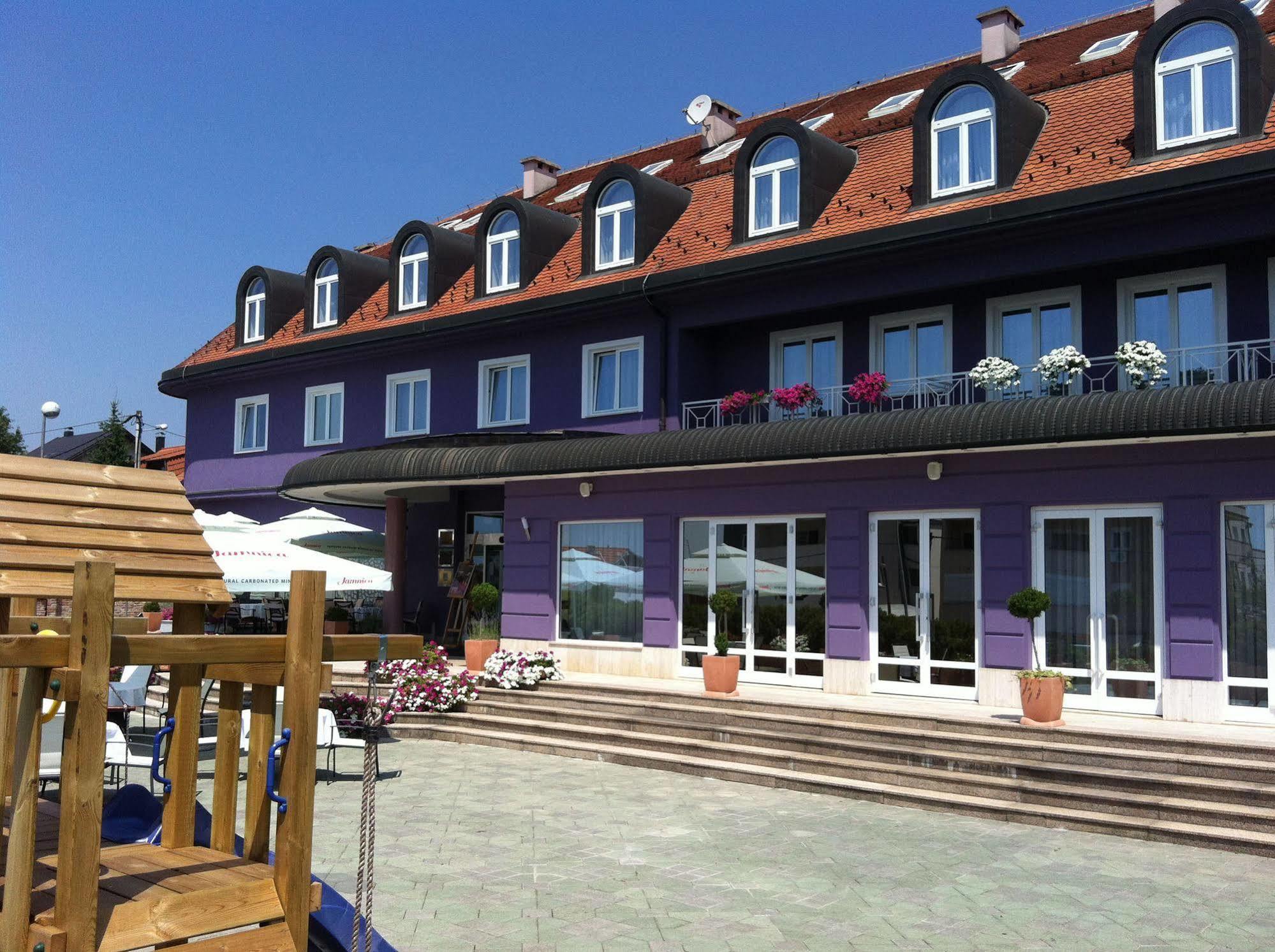 Hotel Phoenix